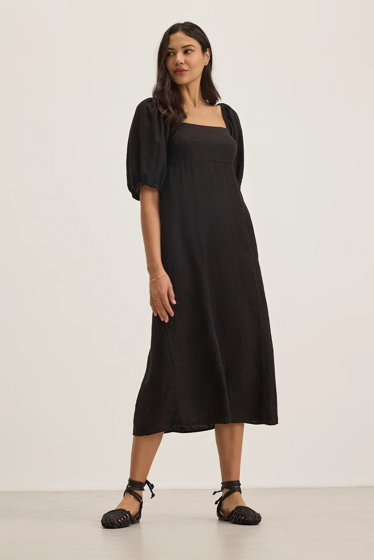 6050-brooke-linen-dress-1.webp BROOKE LINEN DRESS