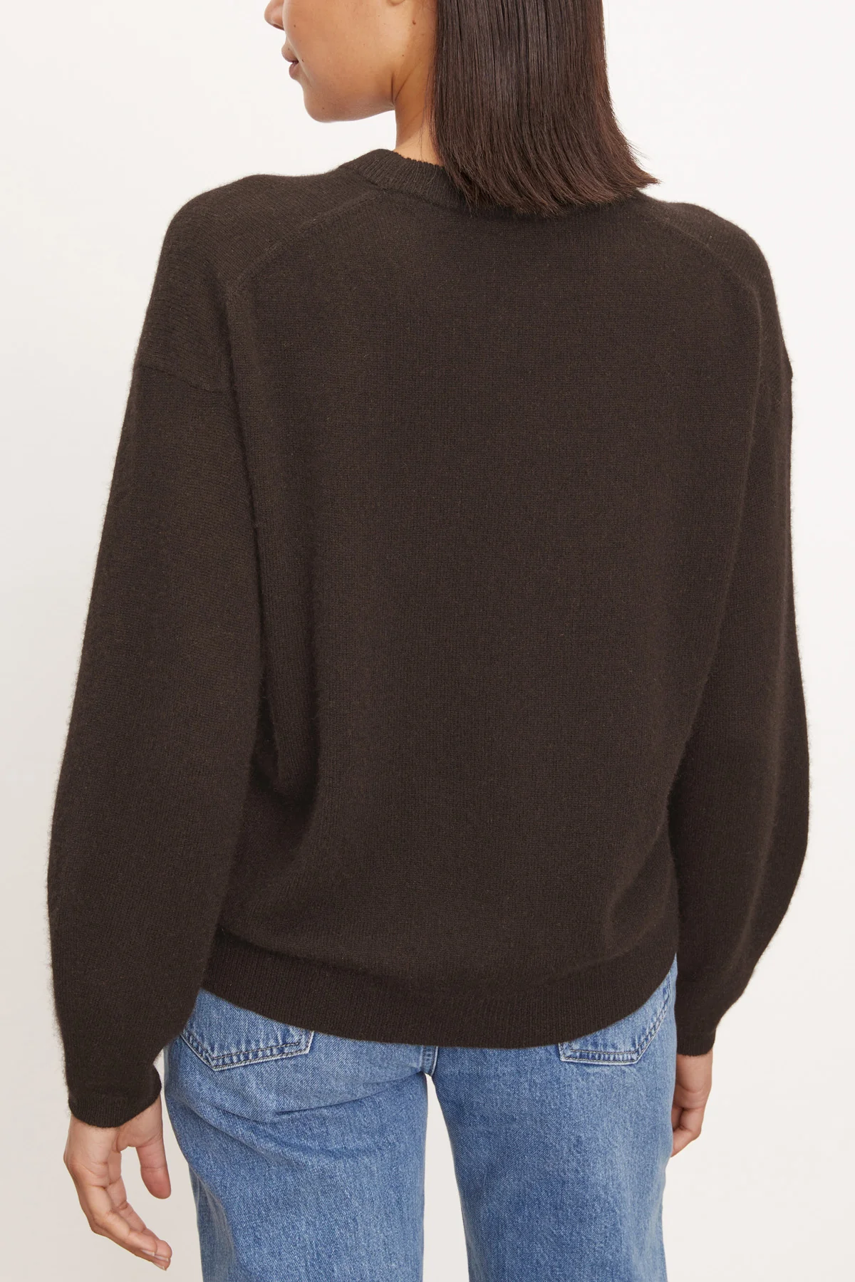 6132-brynne-cashmere-sweater-14.webp BRYNNE CASHMERE SWEATER