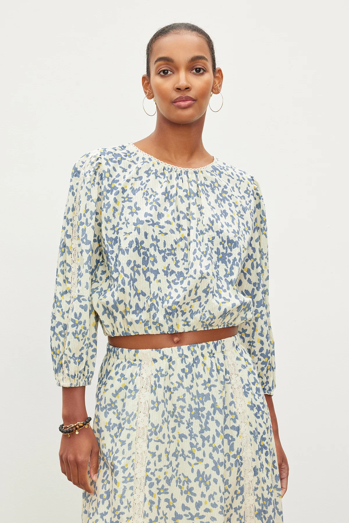 6251-cameron-top-1.webp CAMERON TOP