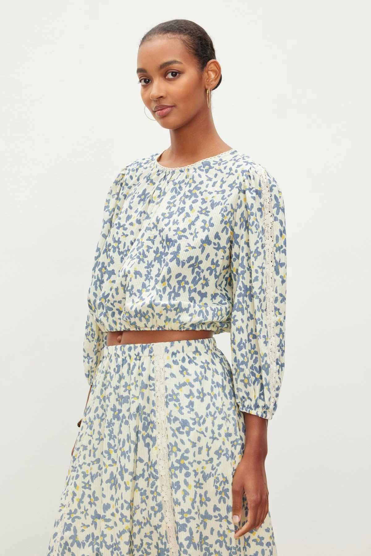 6251-cameron-top-2.webp CAMERON TOP