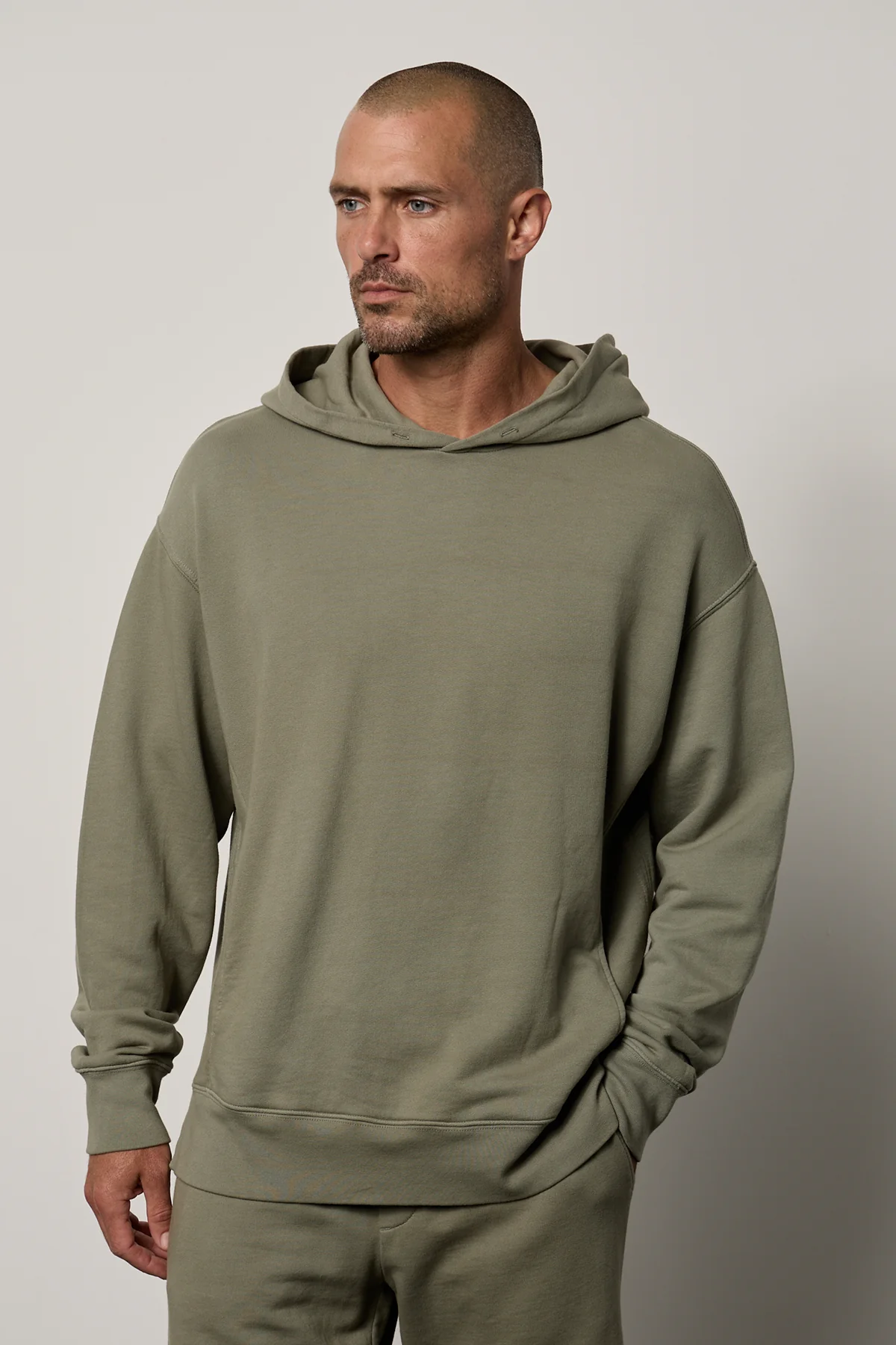 7000-dan-french-terry-hoodie-1.webp DAN FRENCH TERRY HOODIE