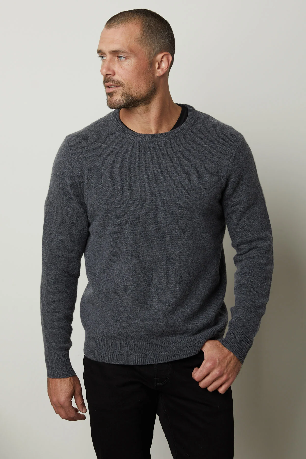 7053-dashell-crew-neck-sweater-1.webp DASHELL CREW NECK SWEATER