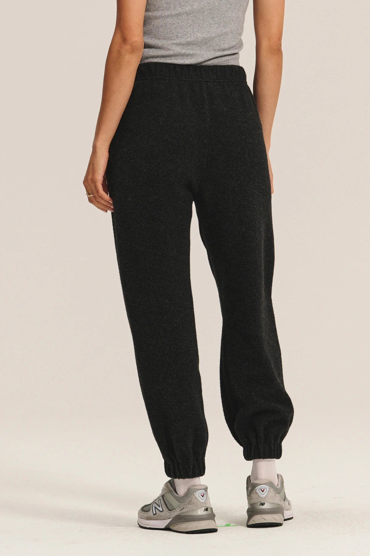7075-dawn-jogger-3.webp DAWN JOGGER