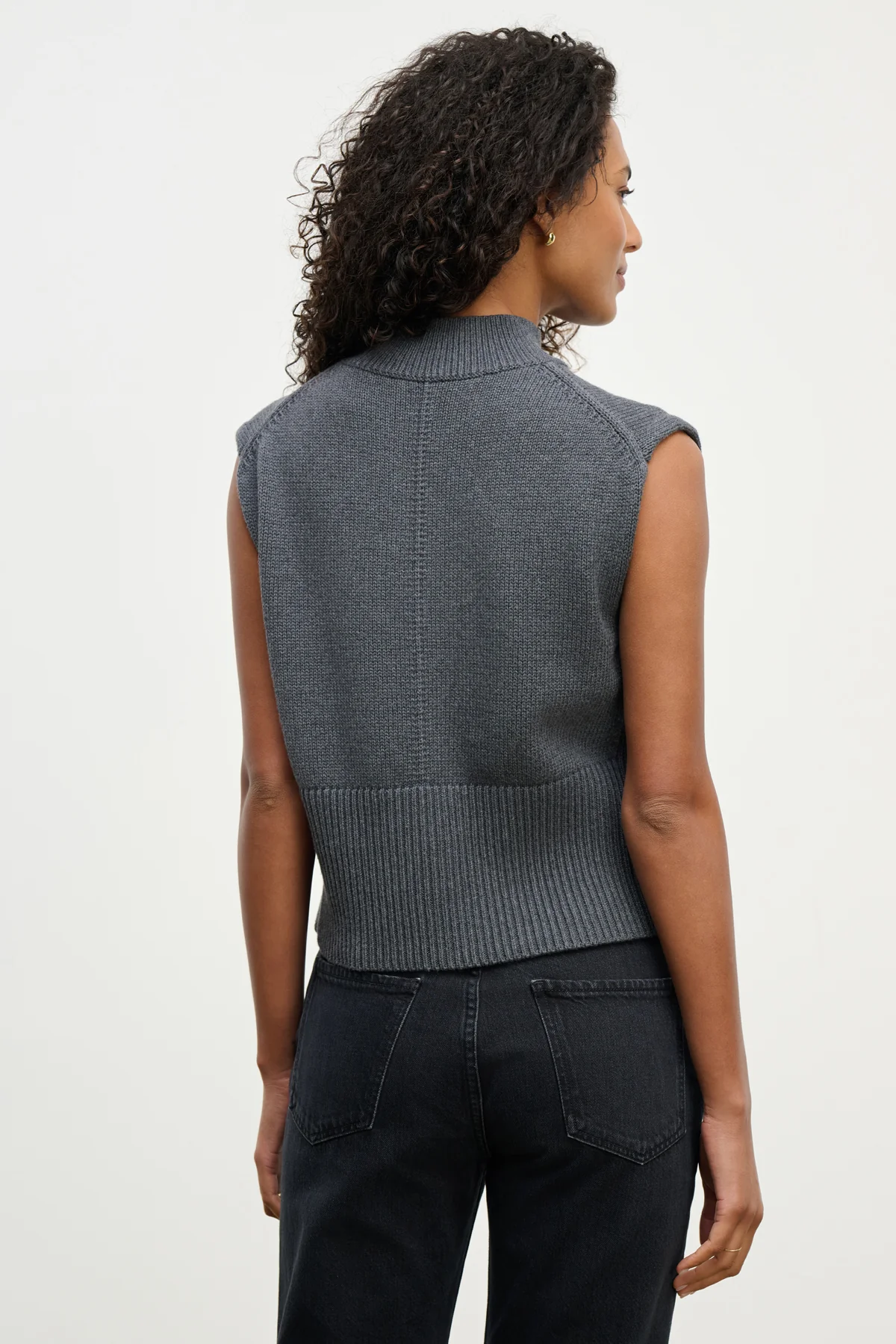 ELECTRA SWEATER VEST