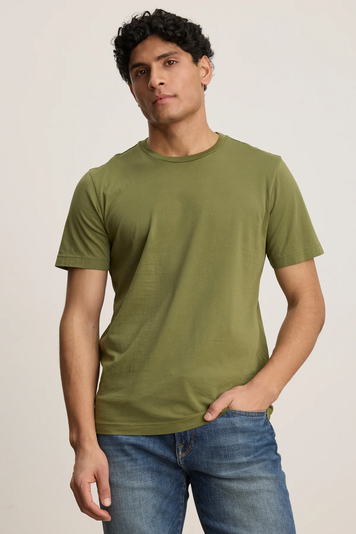 HOWARD TEE