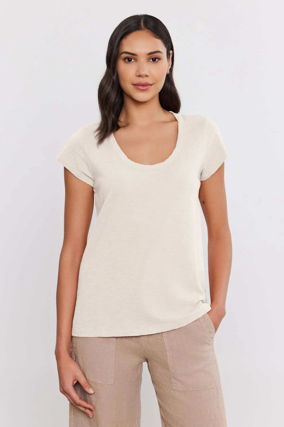 KIRA TEE